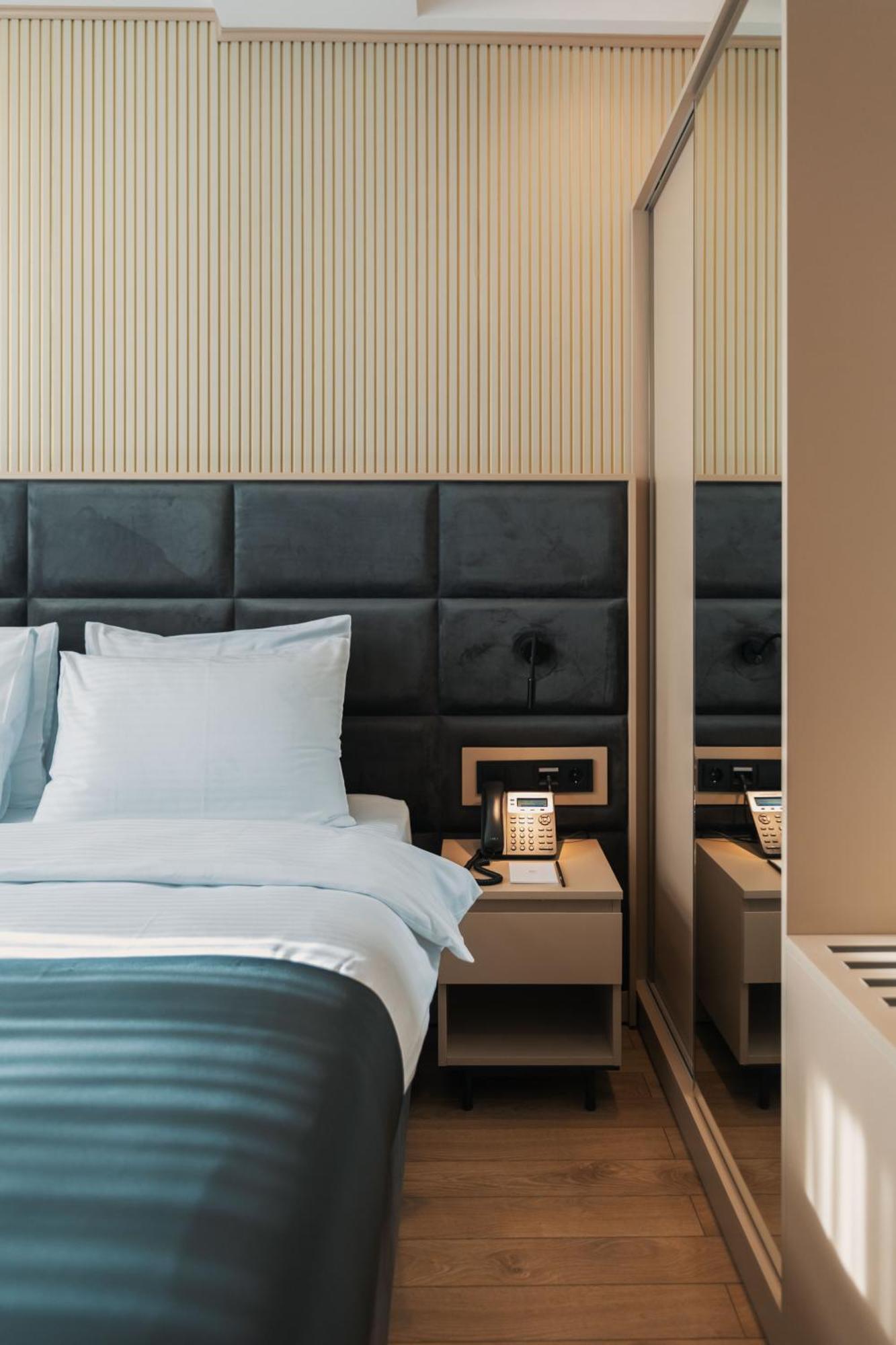Hotel Monday By Dnt Group Tbilisi Eksteriør bilde